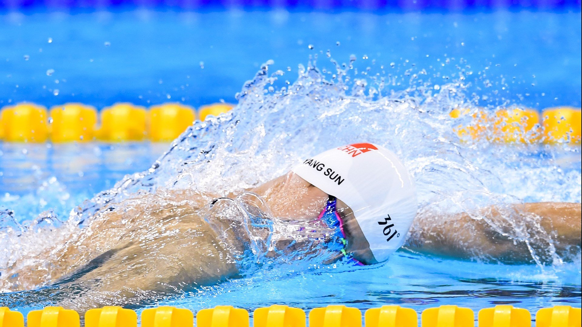 starsky sports直播-南非男将蝶泳再刷新个人纪录，南非游泳冠军