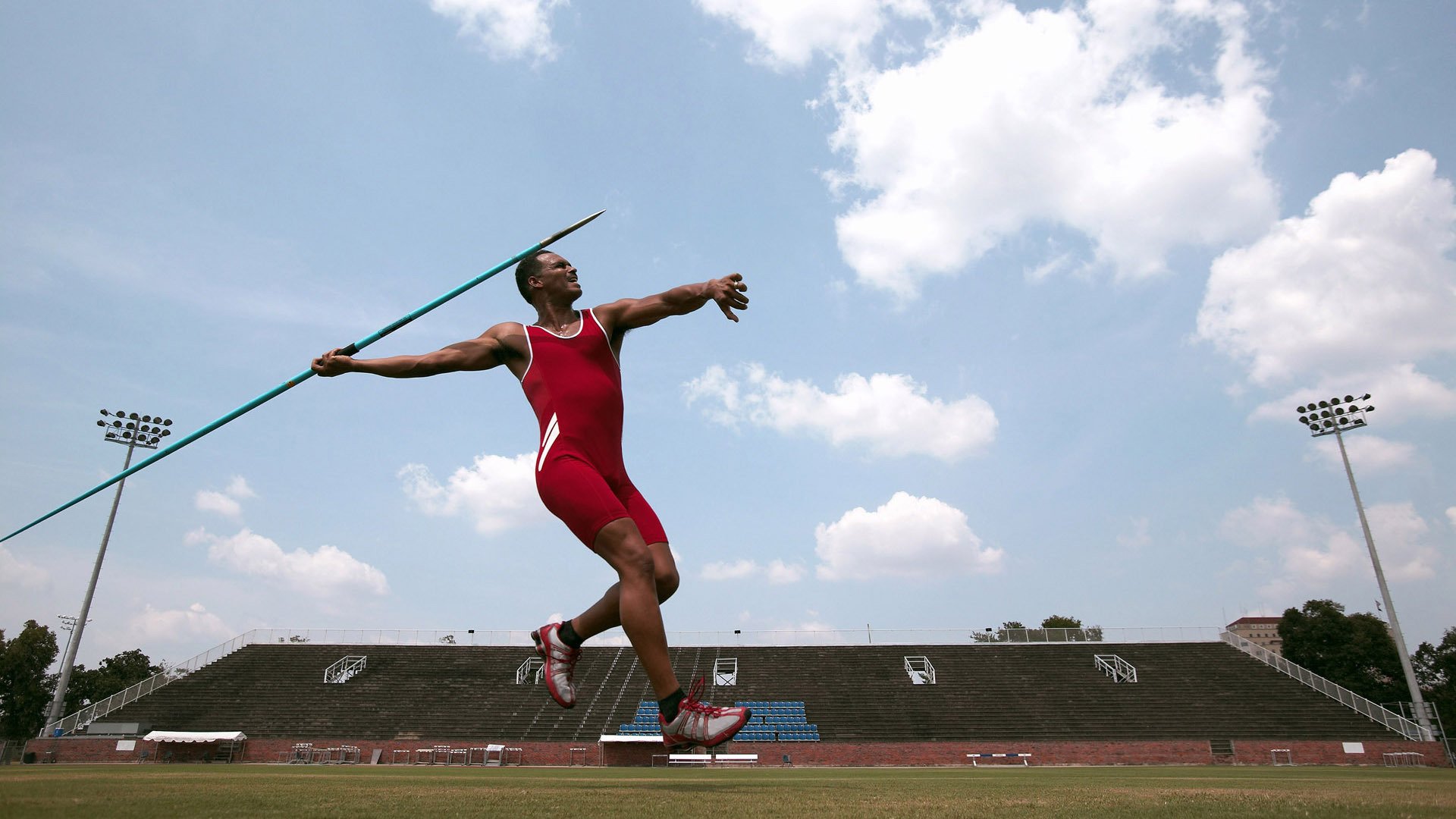 奥地利男队蝶泳爆发力十足，奥地利花样游泳